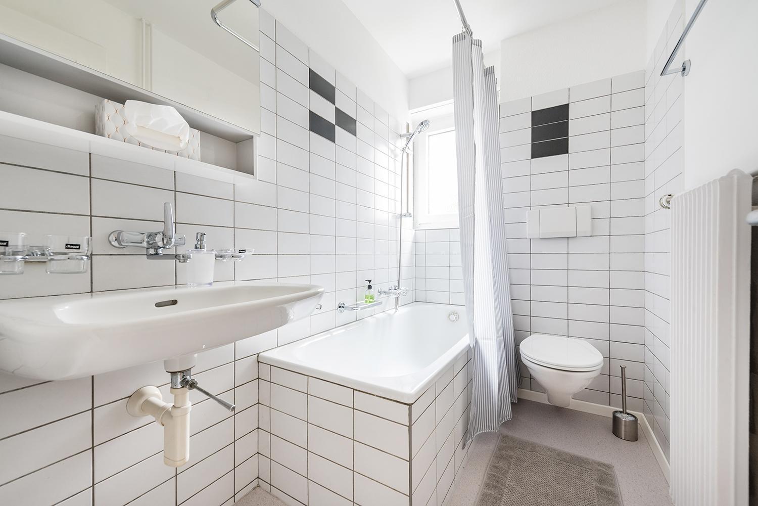 Soho 13 !Gratis Parken, Free Parking! Apartment Кройцлинген Екстериор снимка